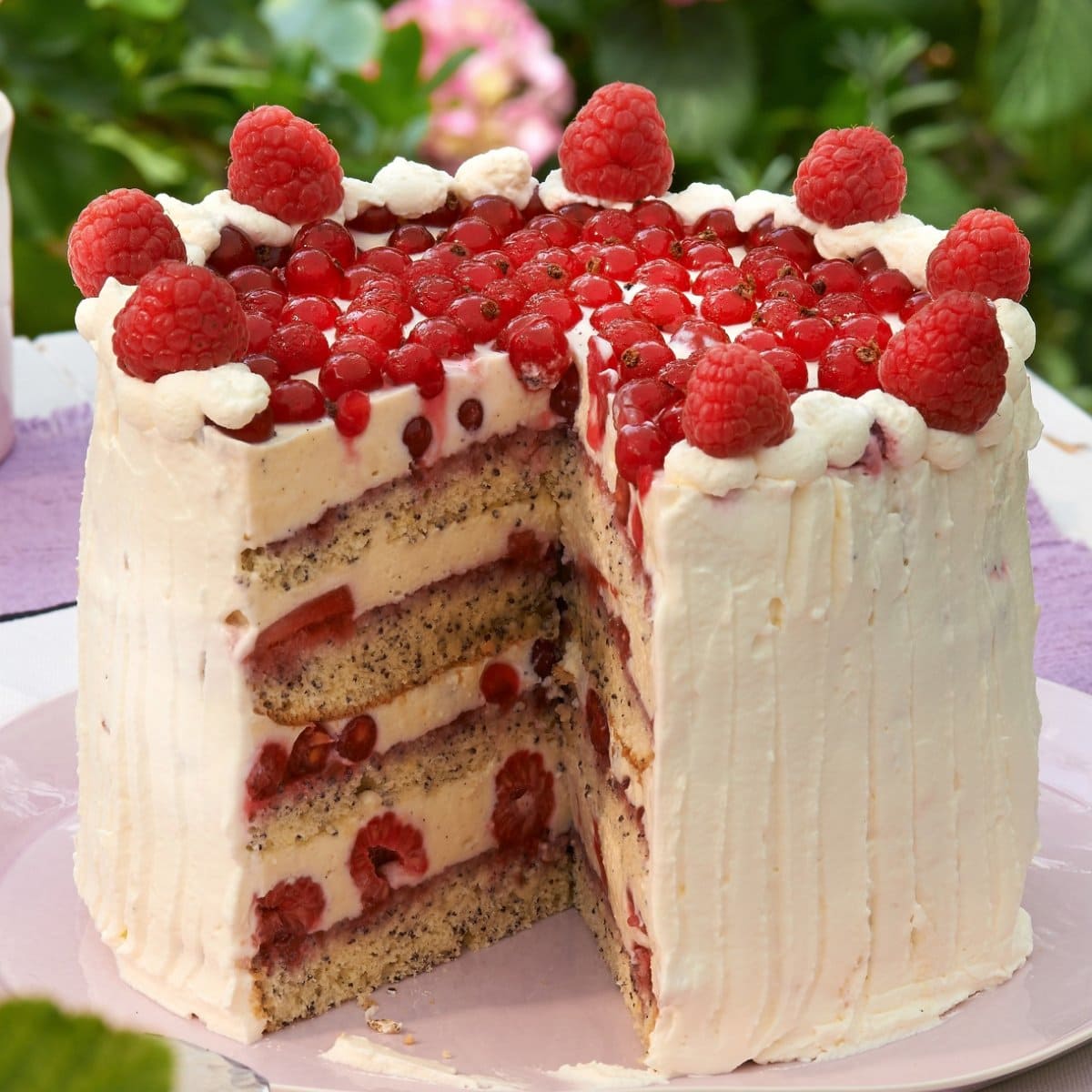 Können Sie beim Anblick dieser Beeren-Mohn-Torte noch widerstehen? / Foto: Matthias Liebich