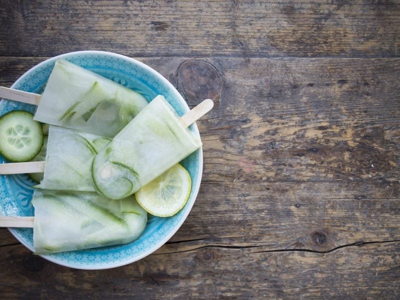 Gin-Tonic am Stiel: dein Cocktail-Eis