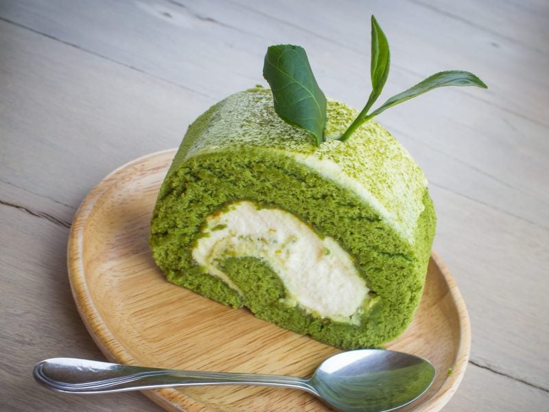 Matcha-Biskuitrolle