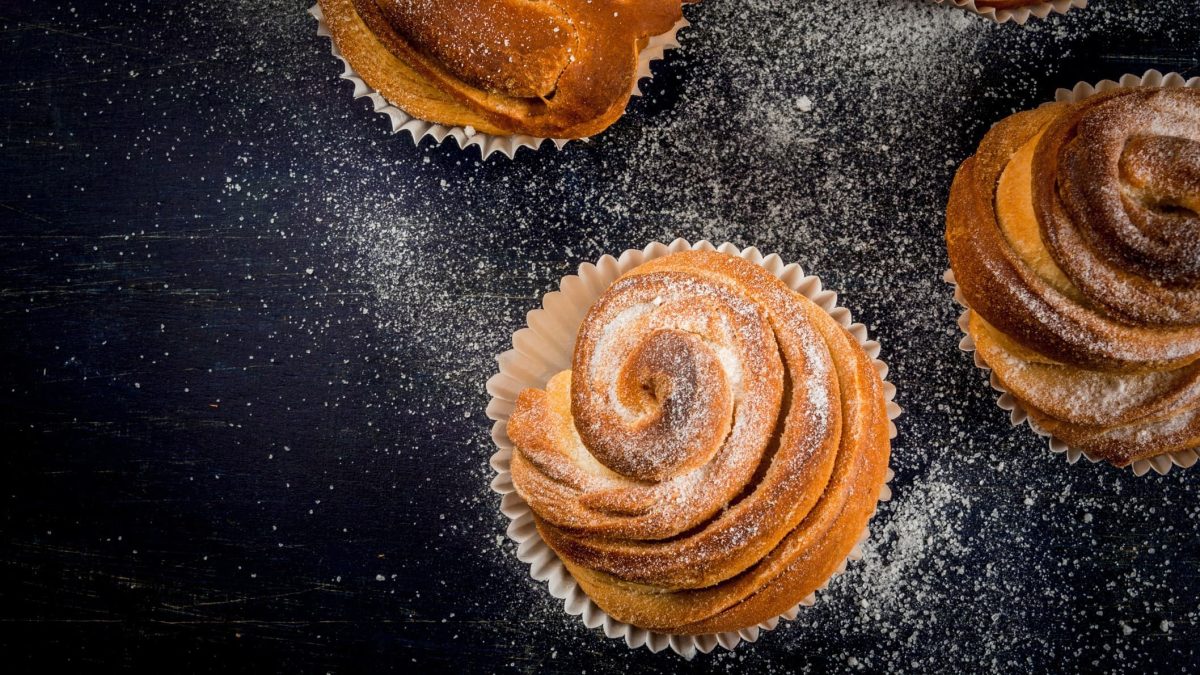 Croissants in Muffinsformen.