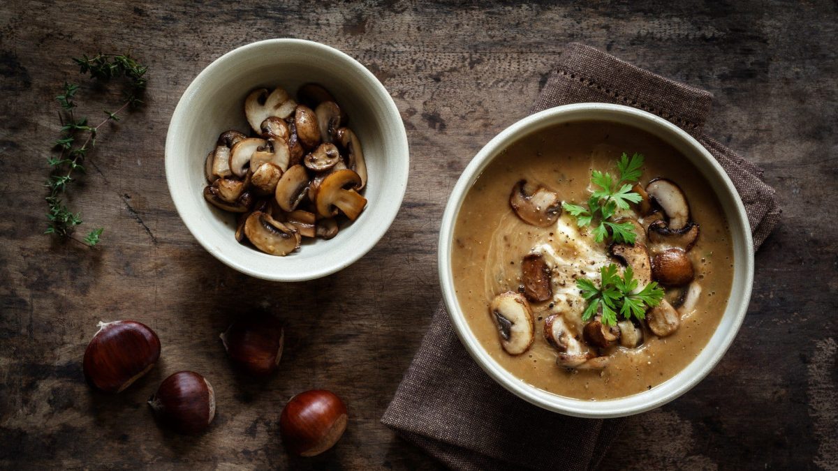 Maronensuppe mit gebratenen Pilzen