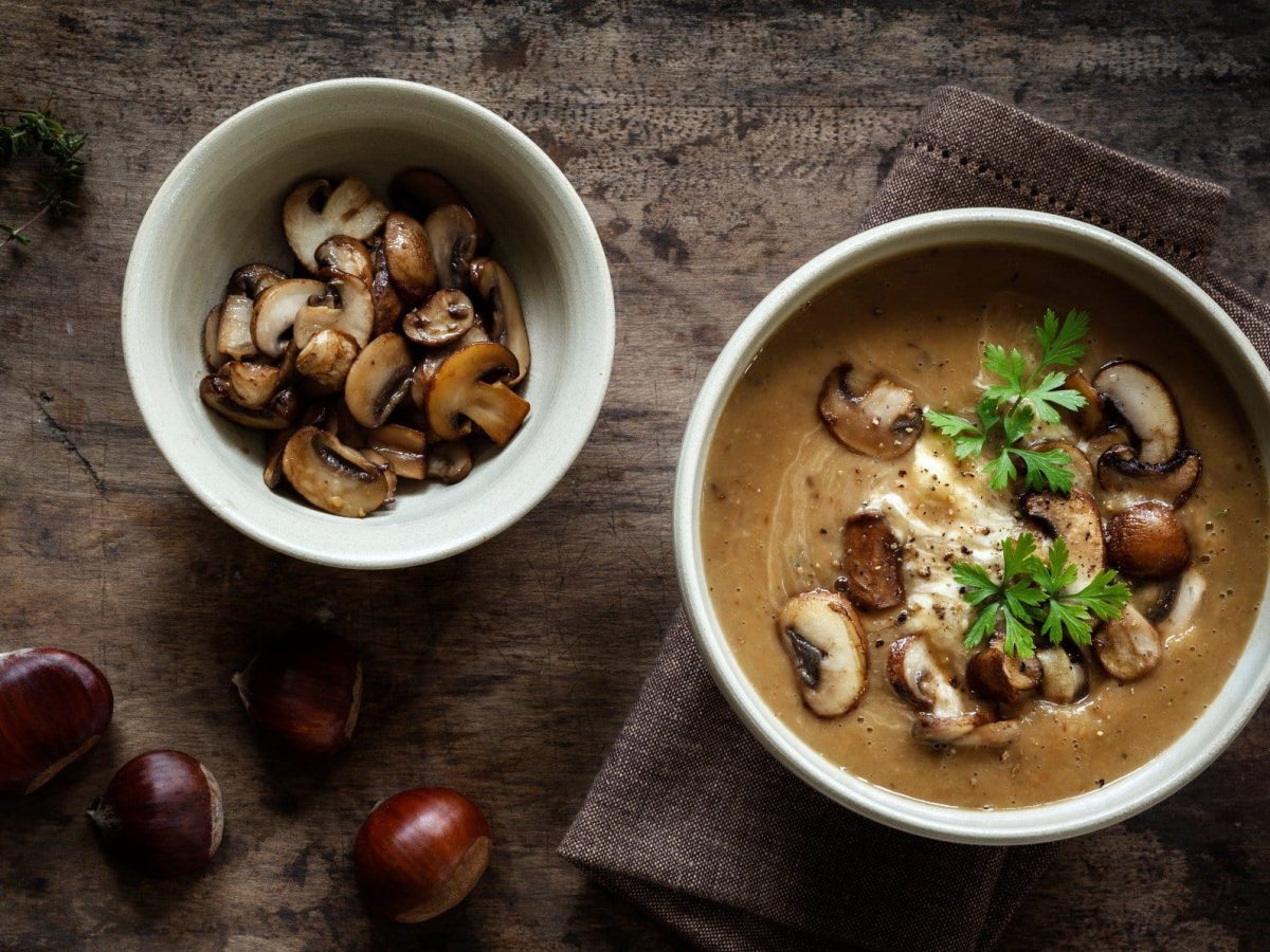 Maronensuppe mit gebratenen Pilzen