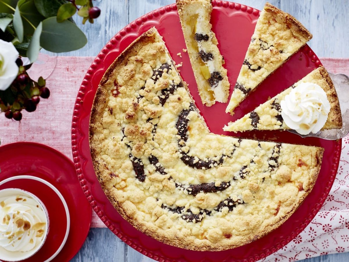 Runder Streusel-Kringelkuchen