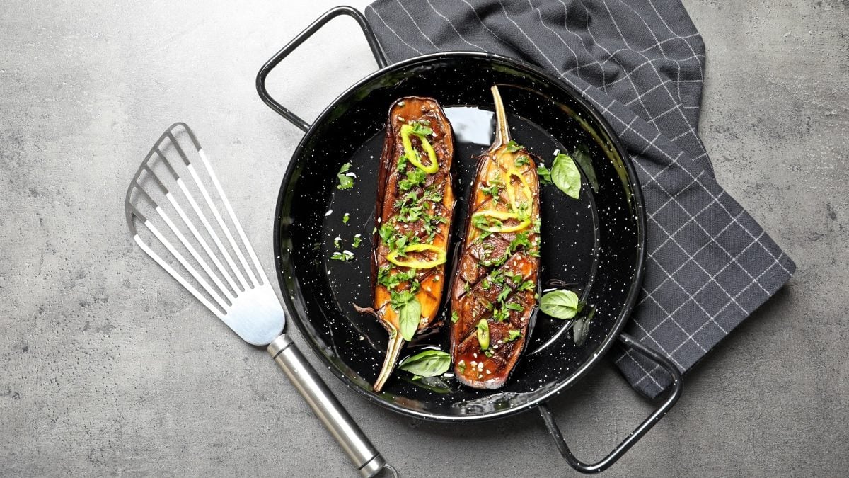 Gegrillte Aubergine mit Soja-Limetten-Vinaigrette