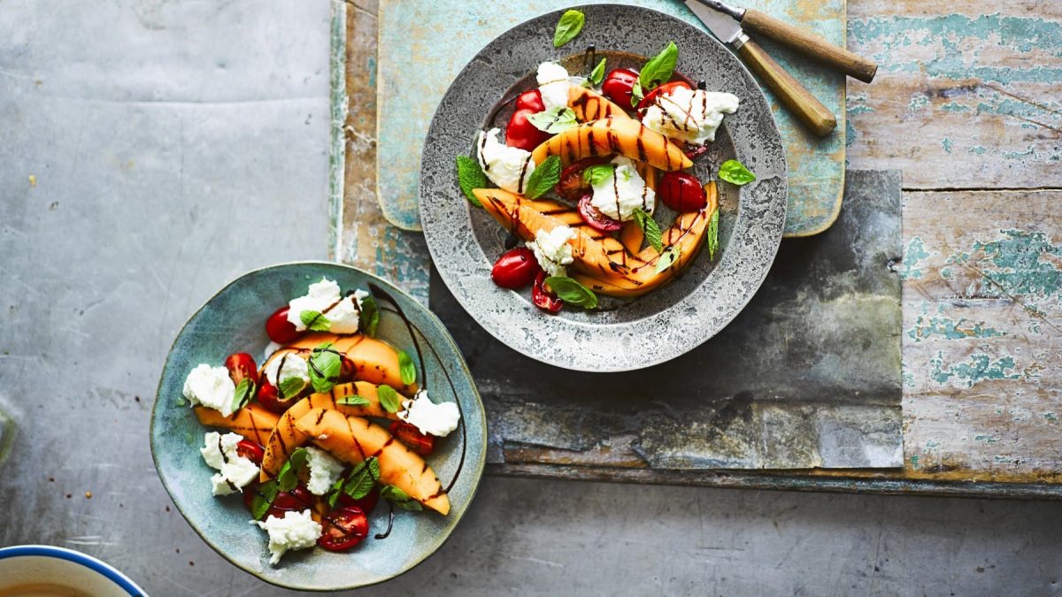 Caprese-Salat mit gegrillter Melone