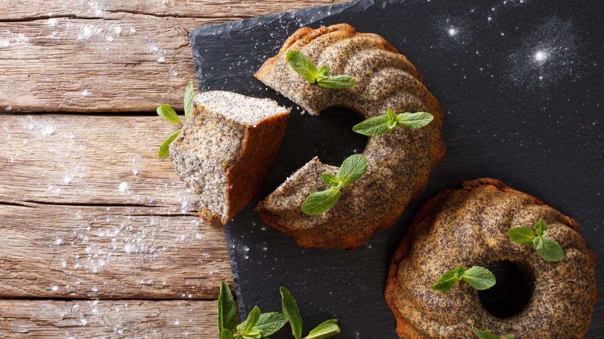 Schüttelkuchen mit Mohn