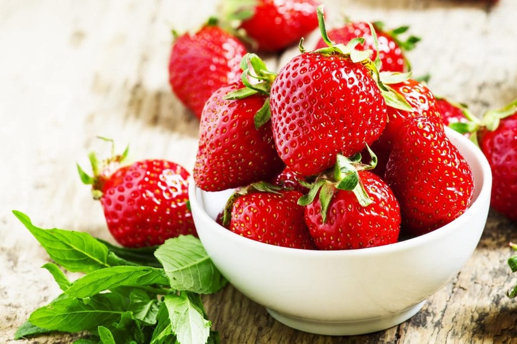 Erdbeeren länger frisch halten: Tipps für bessere Haltbarkeit