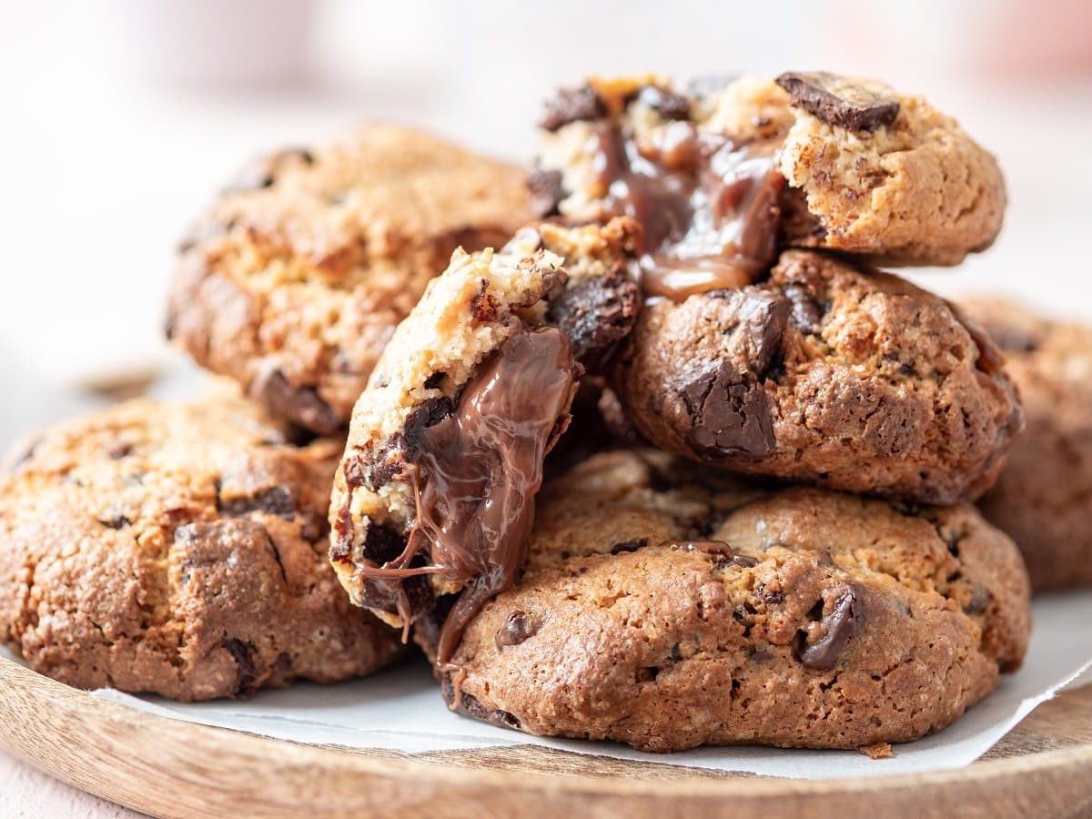 Ein Stapel mit Milky Way Cookies.