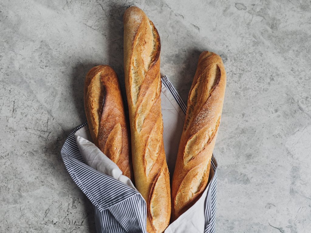 Baguette frisch machen: Diesen genialen Trick musst du dir merken